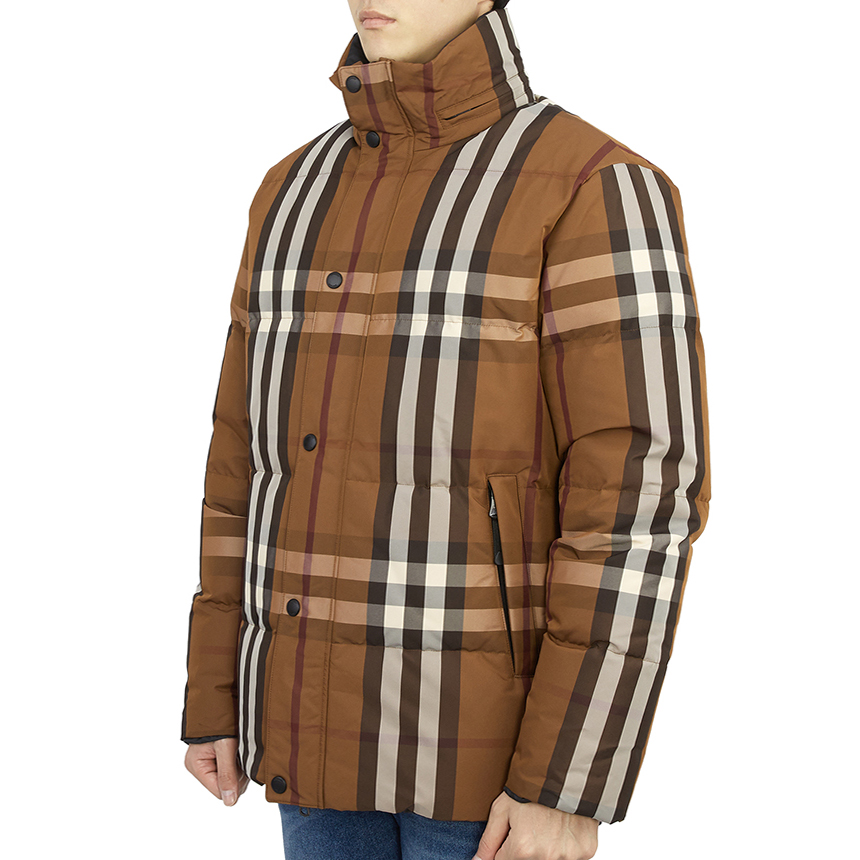 버버리(BURBERRY) 체크 팩어웨이 남자 양면 패딩 점퍼 자켓 릴렉스핏 DIGBY CHK 8058546 A9697