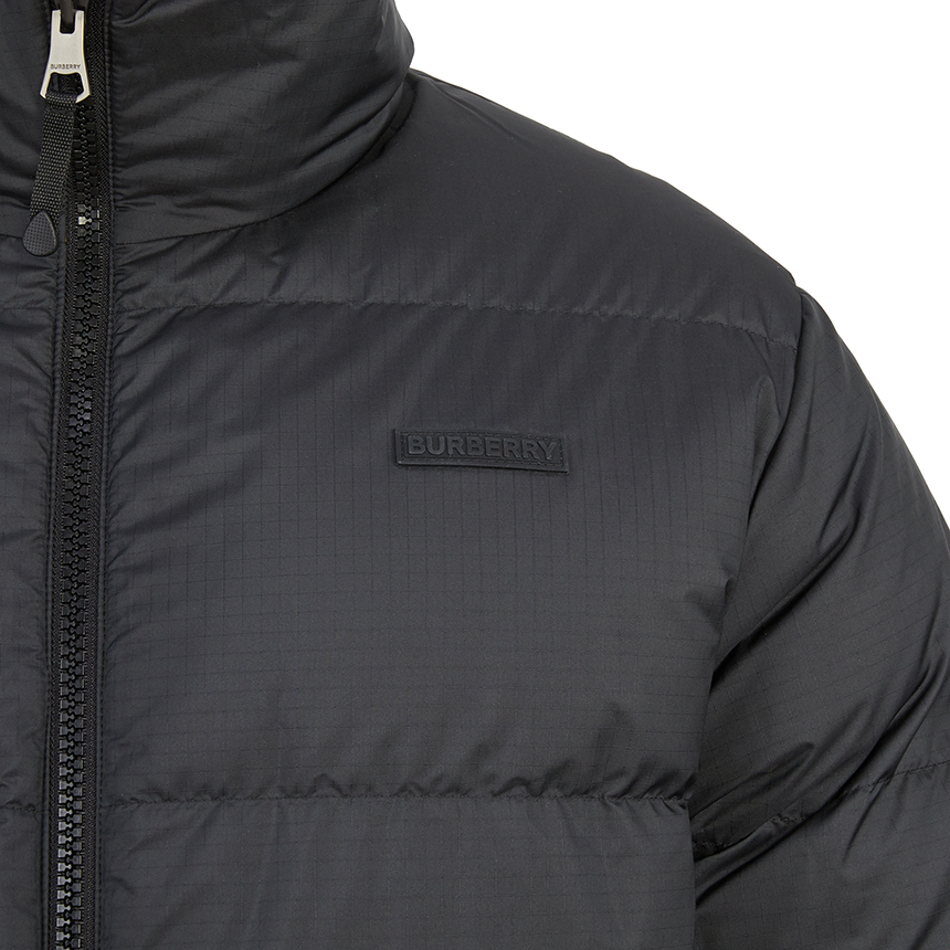 버버리(BURBERRY) 체크 팩어웨이 남자 양면 패딩 점퍼 자켓 릴렉스핏 DIGBY CHK 8058546 A9697