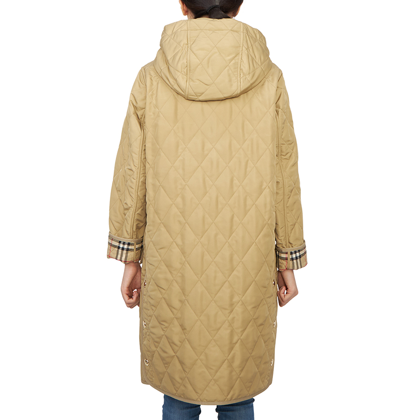 버버리(BURBERRY) 퀼팅 여성 패딩 코트 ROXBY 8096352 A7026