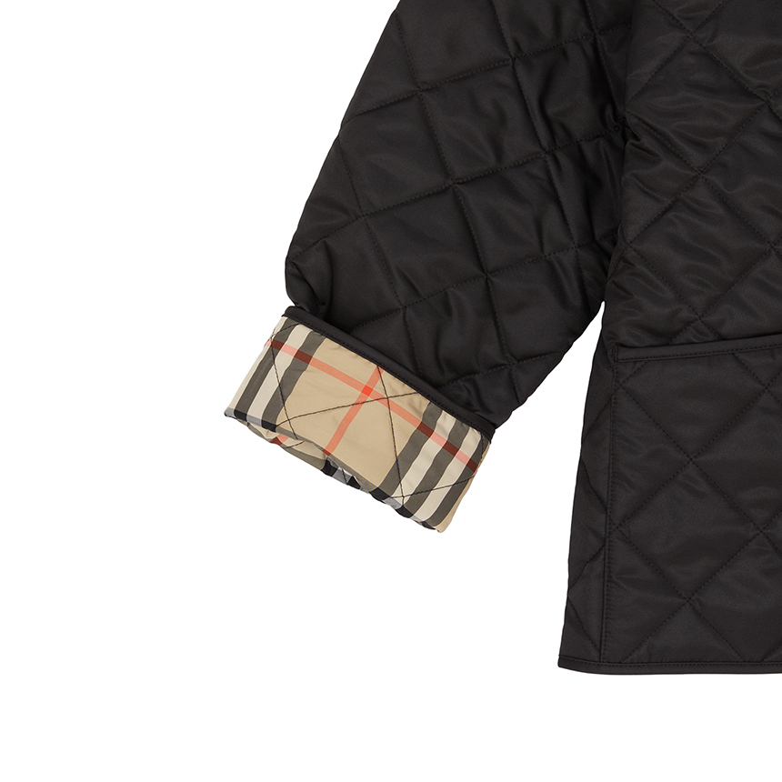 버버리키즈(BURBERRY KIDS) 퀼팅 반 자켓 (성인착용가능) 8108501 14Y