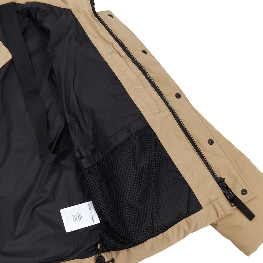 캐나다구스(CANADA GOOSE) 베이뷰 남성 패딩 점퍼 3833M 9311