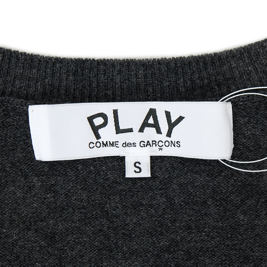 꼼데가르송(COMME DES GARCONS) 미니레드와펜 가디건 루즈핏 (남여공용) AX N079 051 2