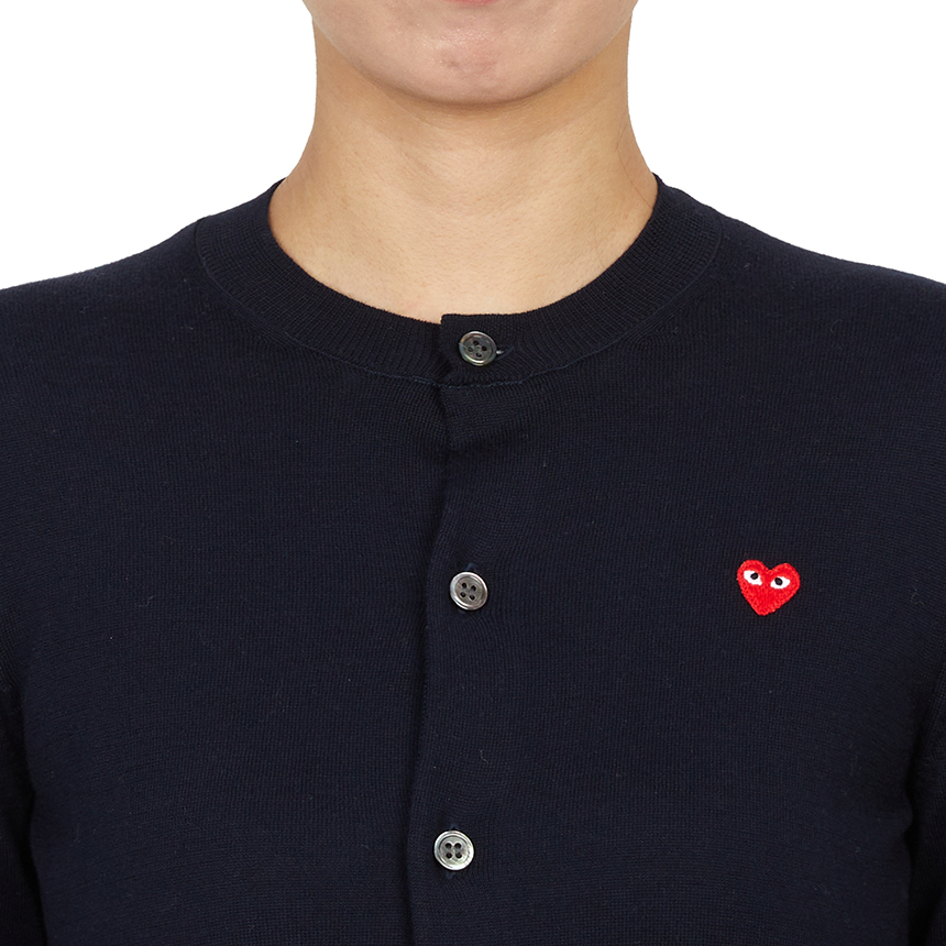 꼼데가르송(COMME DES GARCONS) 미니 레드와펜 여성 가디건 AZ N053 051 2