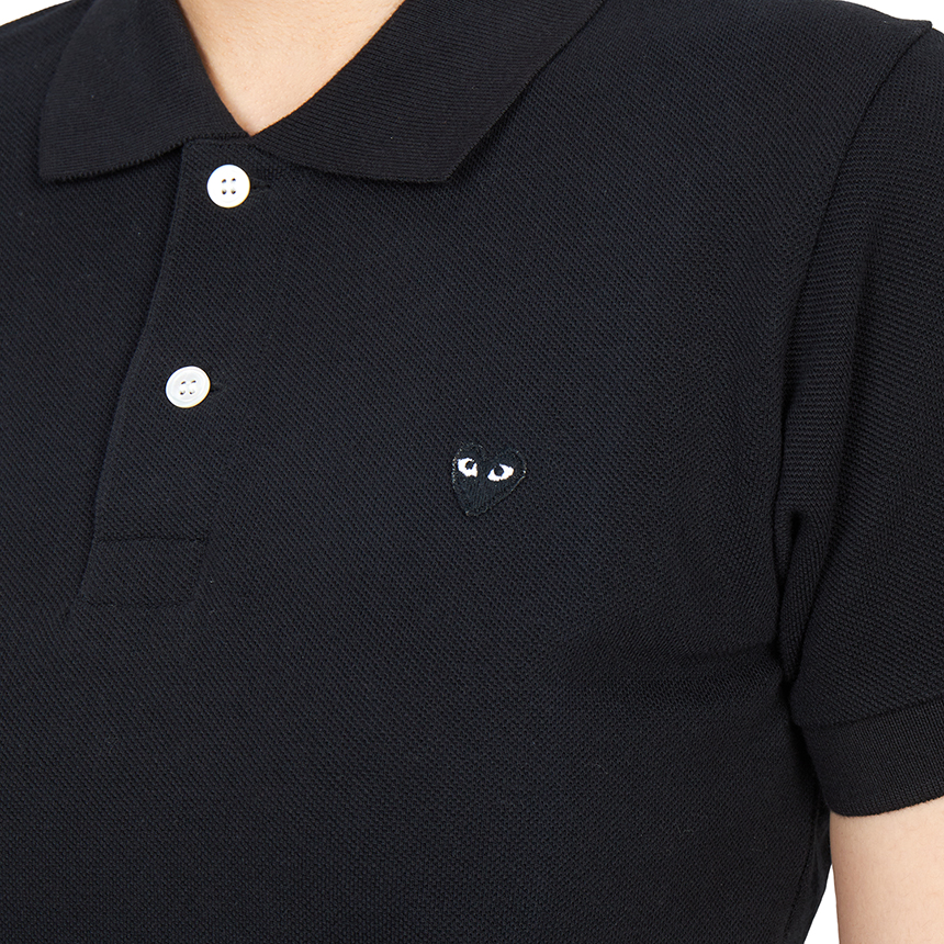꼼데가르송(COMME DES GARCONS) 미니 블랙와펜 여성 카라 반팔티셔츠 AZ T205 051 1