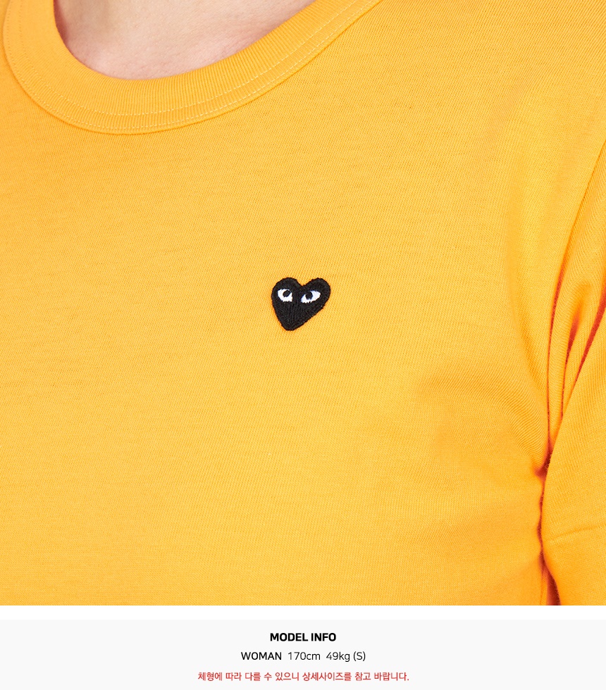 꼼데가르송(COMME DES GARCONS) 미니 블랙와펜 여성 반팔티셔츠 AZ T213 051 2