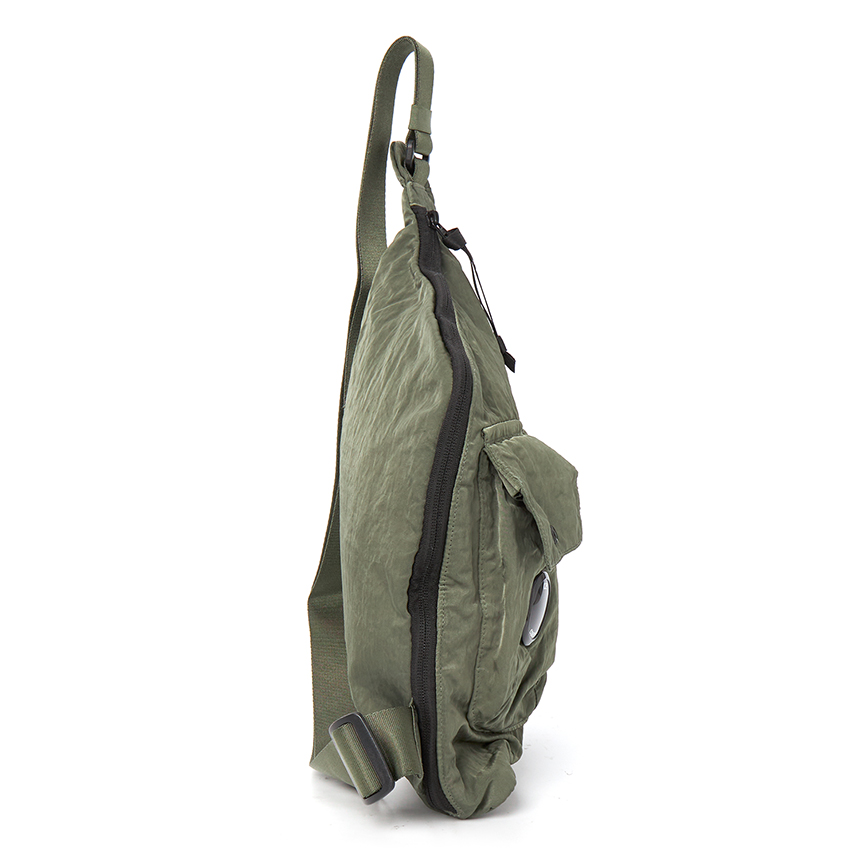 씨피컴퍼니(CP COMPANY) 렌즈 남자 크로스바디백 14CMAC213A 005269G 648