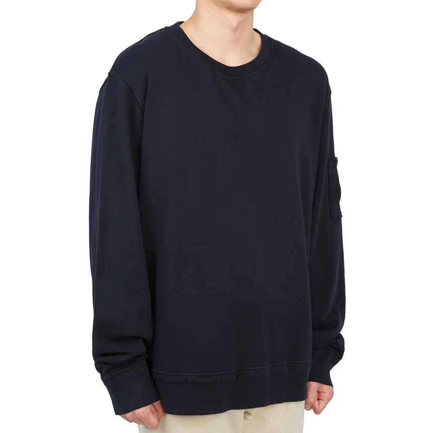 씨피컴퍼니(CP COMPANY) 렌즈 남자 크루넥 긴팔 맨투맨 티셔츠 14CMSS136A 005398G 888
