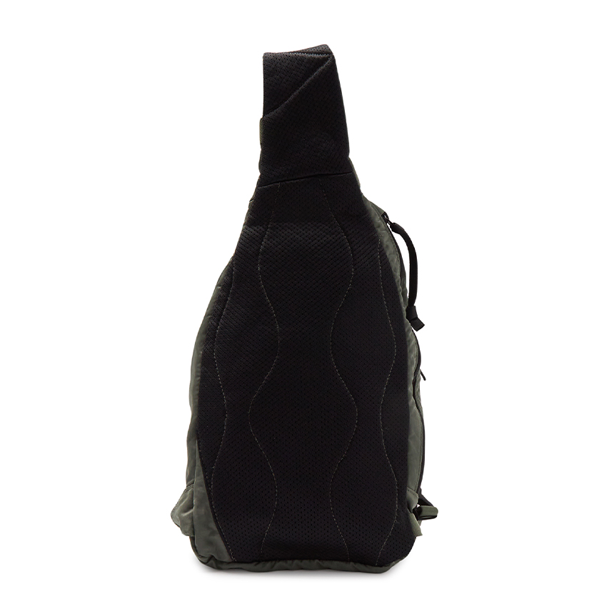 씨피컴퍼니(CP COMPANY) 남성 크로스백 16CMAC114A 005269G 627