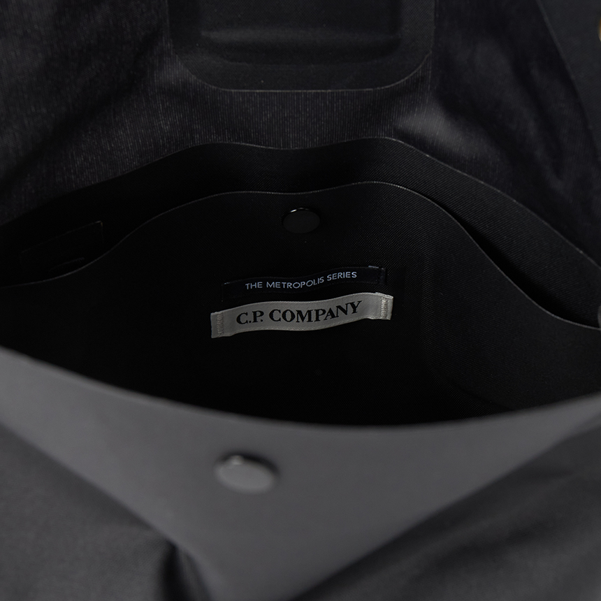 씨피컴퍼니(CP COMPANY) 남성 힙색 17CLAC025A 110040A 999