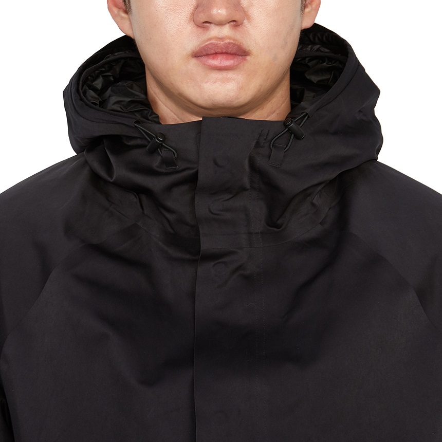 씨피컴퍼니(CP COMPANY) 남성 패딩 점퍼 17CLOW009A 006258A 999