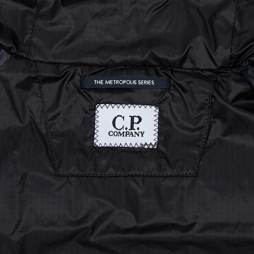 씨피컴퍼니(CP COMPANY) 남성 패딩 점퍼 17CLOW009A 006258A 999