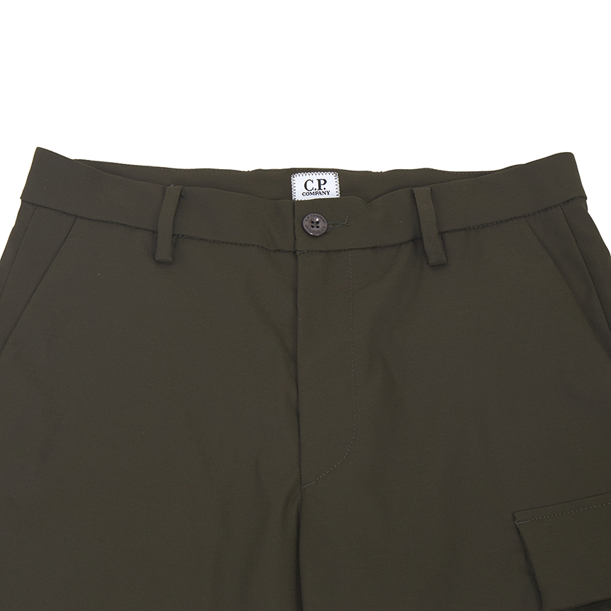 씨피컴퍼니(CP COMPANY) 남성 카고 반바지 18CLBE043A 110165A 683