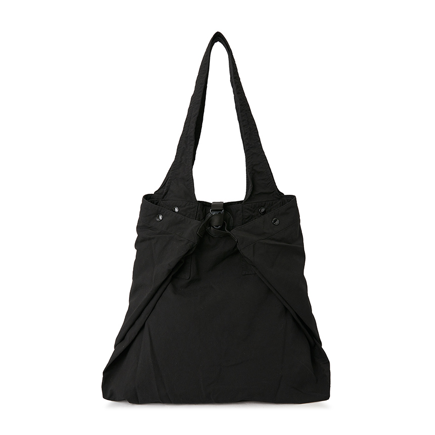 씨피컴퍼니(CP COMPANY) 남성 토트백 19CMAC165A 110305G 999