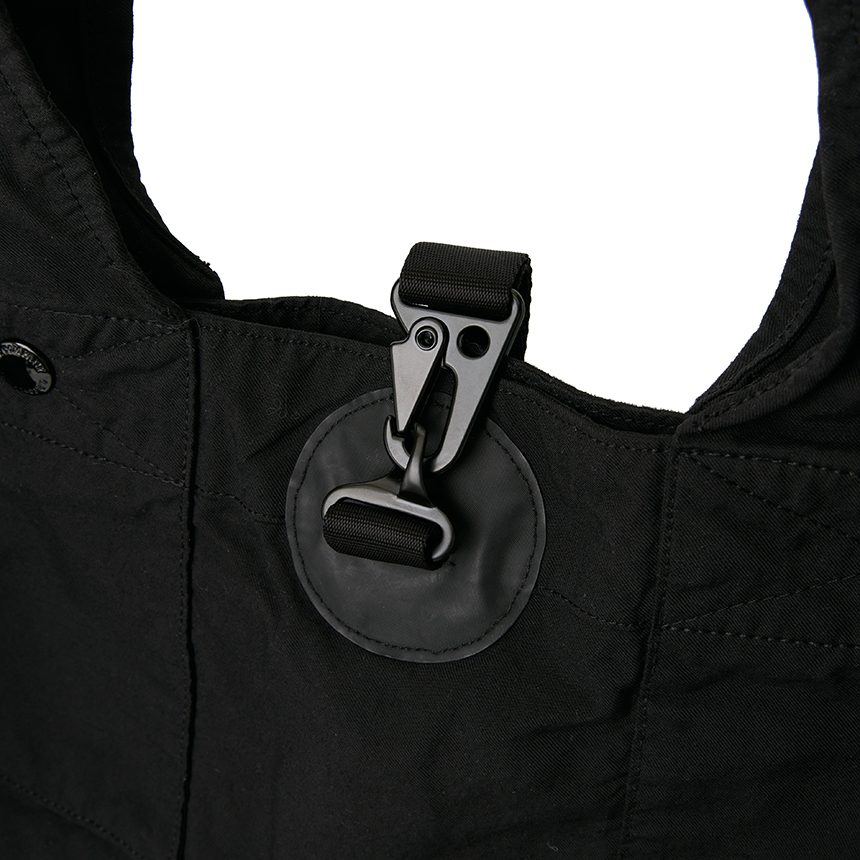 씨피컴퍼니(CP COMPANY) 남성 토트백 19CMAC165A 110305G 999