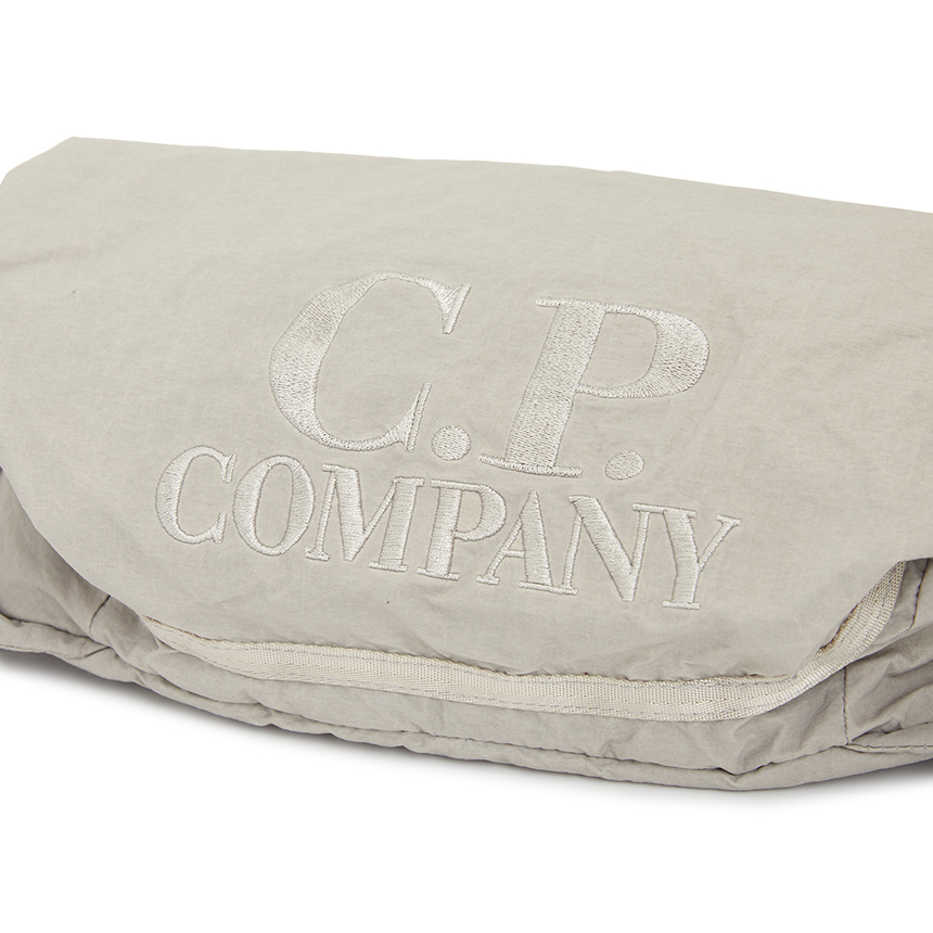 씨피컴퍼니(CP COMPANY) 남성 크로스백 19CMAC194A 110188G 331