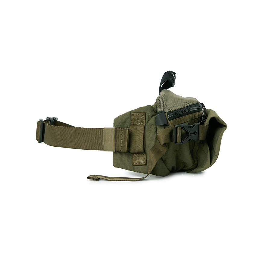 씨피컴퍼니(CP COMPANY) 남성 크로스백 19CMAC194A 110188G 652