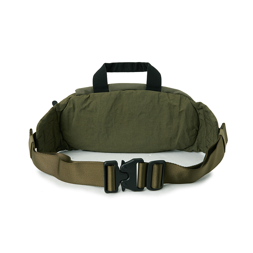 씨피컴퍼니(CP COMPANY) 남성 크로스백 19CMAC194A 110188G 652