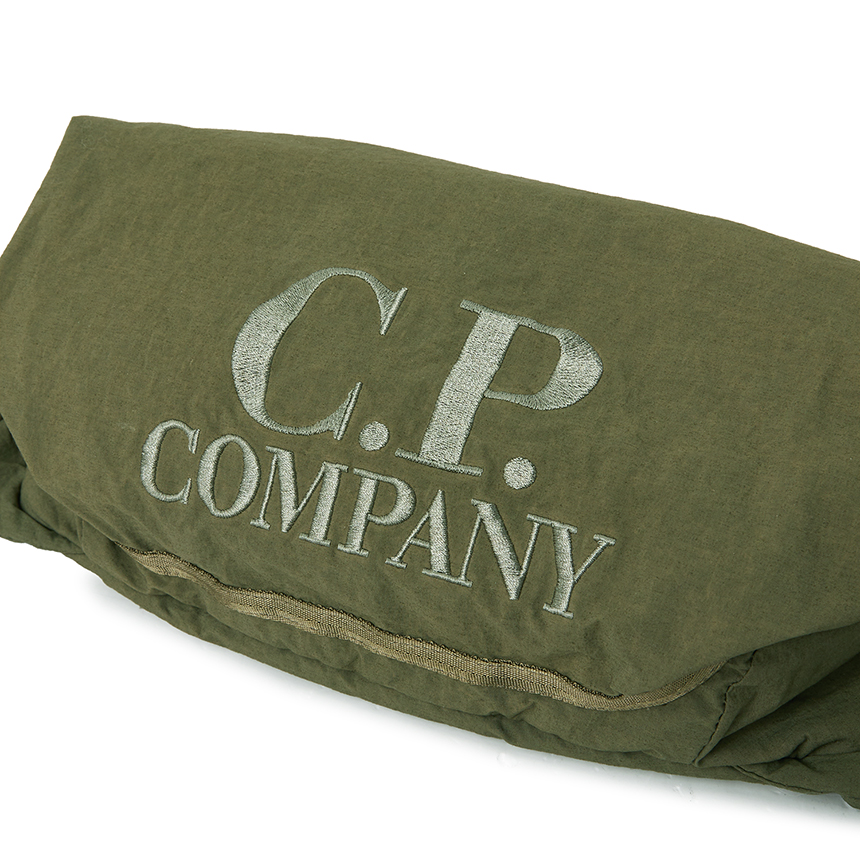 씨피컴퍼니(CP COMPANY) 남성 크로스백 19CMAC194A 110188G 652