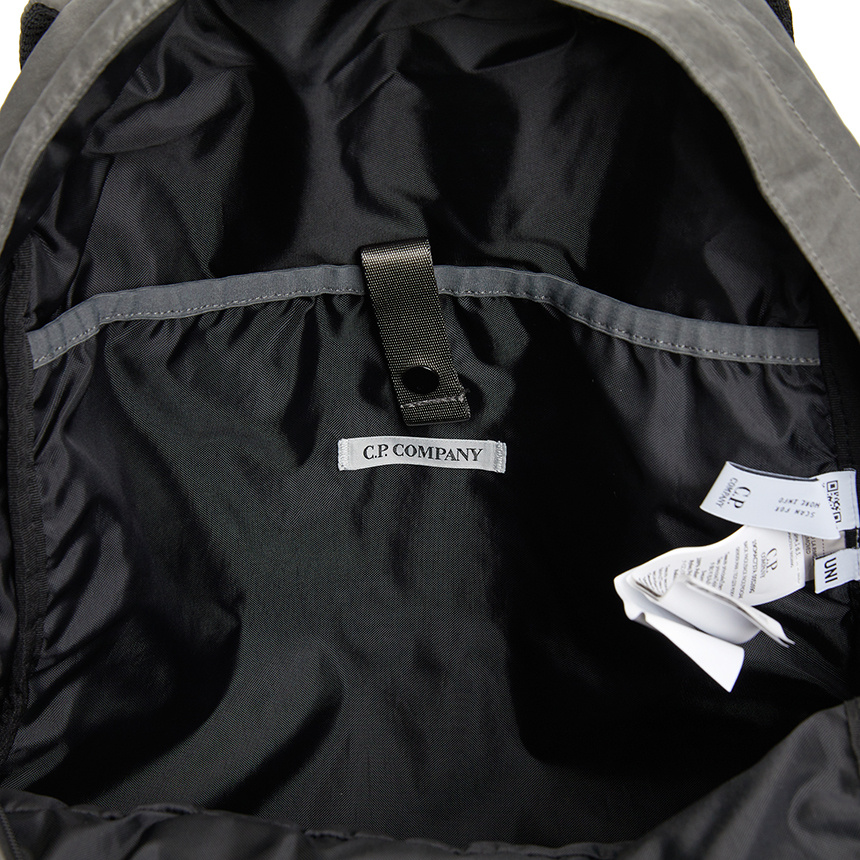 씨피컴퍼니(CP COMPANY) 남성 백팩 19CMAC737A 005269G 921