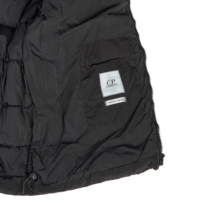 씨피컴퍼니(CP COMPANY) 남성 패딩 점퍼 19CMOW011A 005904G 999