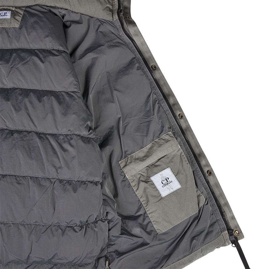 씨피컴퍼니(CP COMPANY) 남성 패딩 점퍼 19CMOW012A 005904G 921