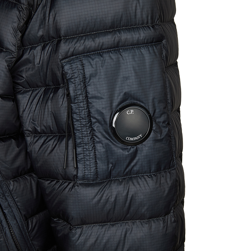 씨피컴퍼니(CP COMPANY) 남성 패딩 점퍼 19CMOW030A 110416A 888