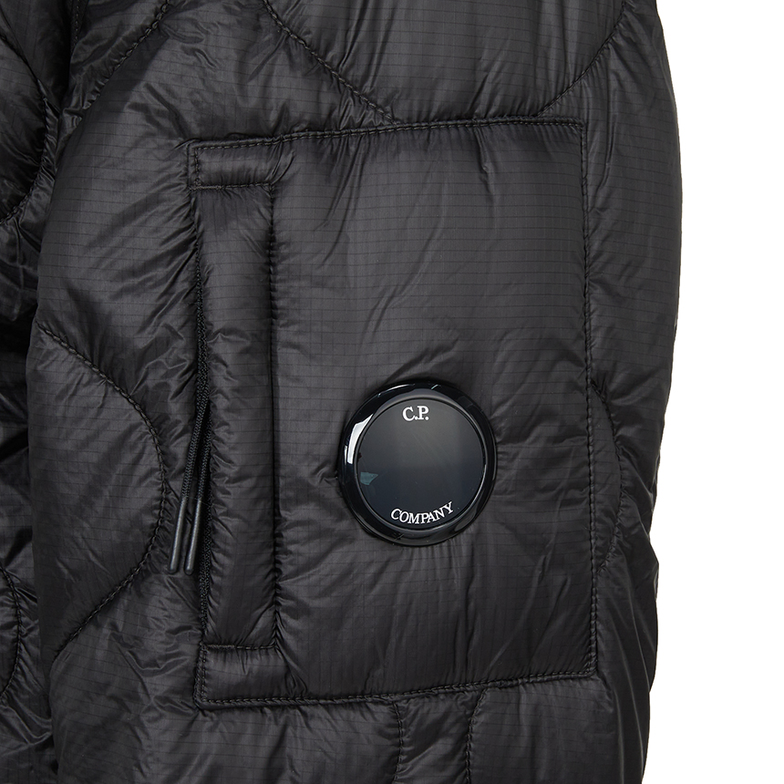 씨피컴퍼니(CP COMPANY) 남성 패딩 점퍼 19CMOW048A 110158A 999