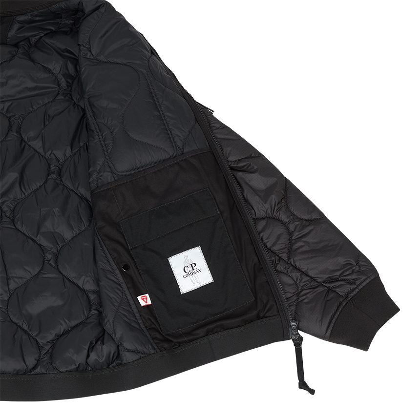 씨피컴퍼니(CP COMPANY) 남성 패딩 점퍼 19CMOW048A 110158A 999