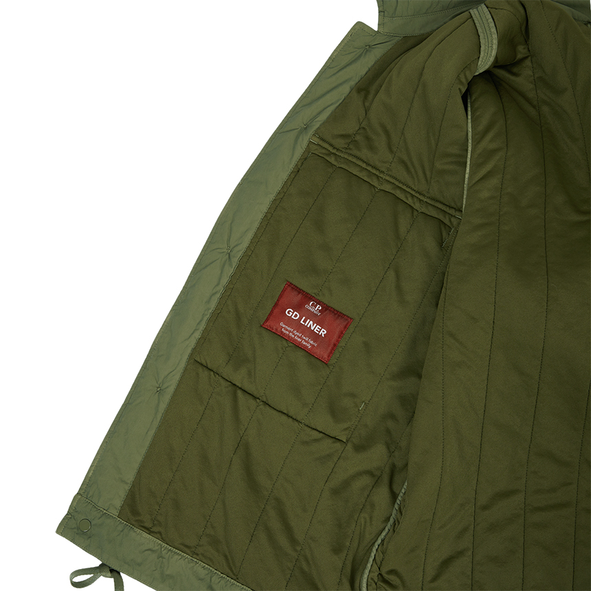 씨피컴퍼니(CP COMPANY) 남성 패딩 자켓 19CMOW080A 110437G 652