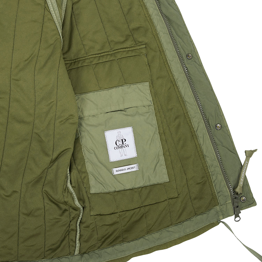 씨피컴퍼니(CP COMPANY) 남성 패딩 점퍼 19CMOW081A 110437G 652
