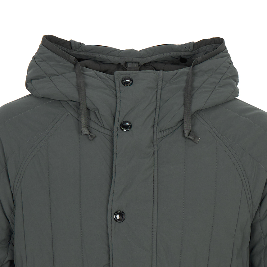 씨피컴퍼니(CP COMPANY) 남성 패딩 점퍼 19CMOW081A 110437G 978