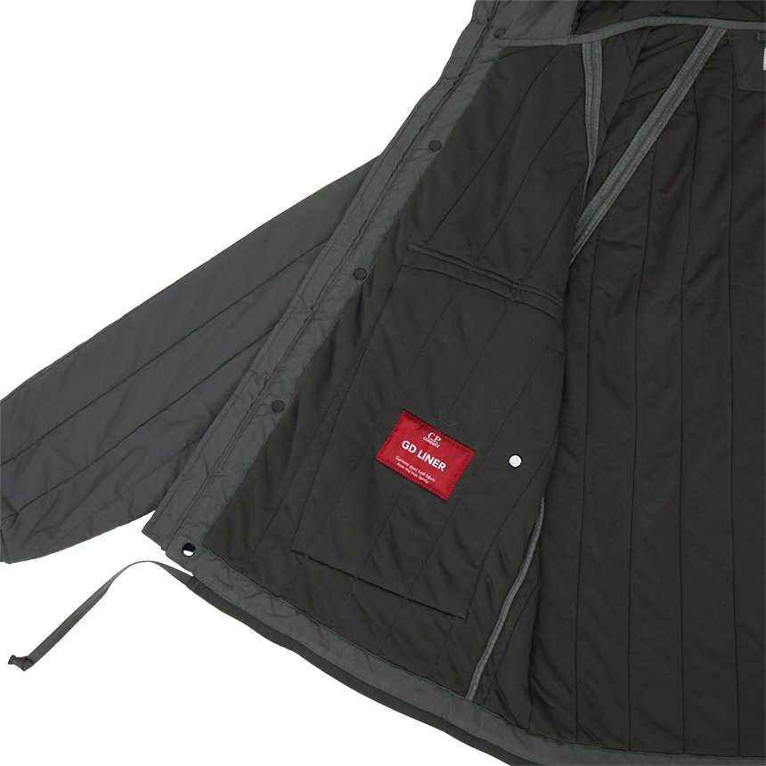 씨피컴퍼니(CP COMPANY) 남성 패딩 점퍼 19CMOW081A 110437G 978