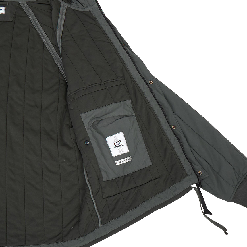 씨피컴퍼니(CP COMPANY) 남성 패딩 점퍼 19CMOW081A 110437G 978