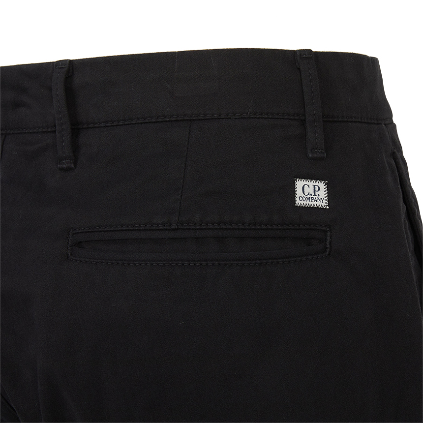 씨피컴퍼니(CP COMPANY) 남성 카고 바지 19CMPA068A 005529G 999