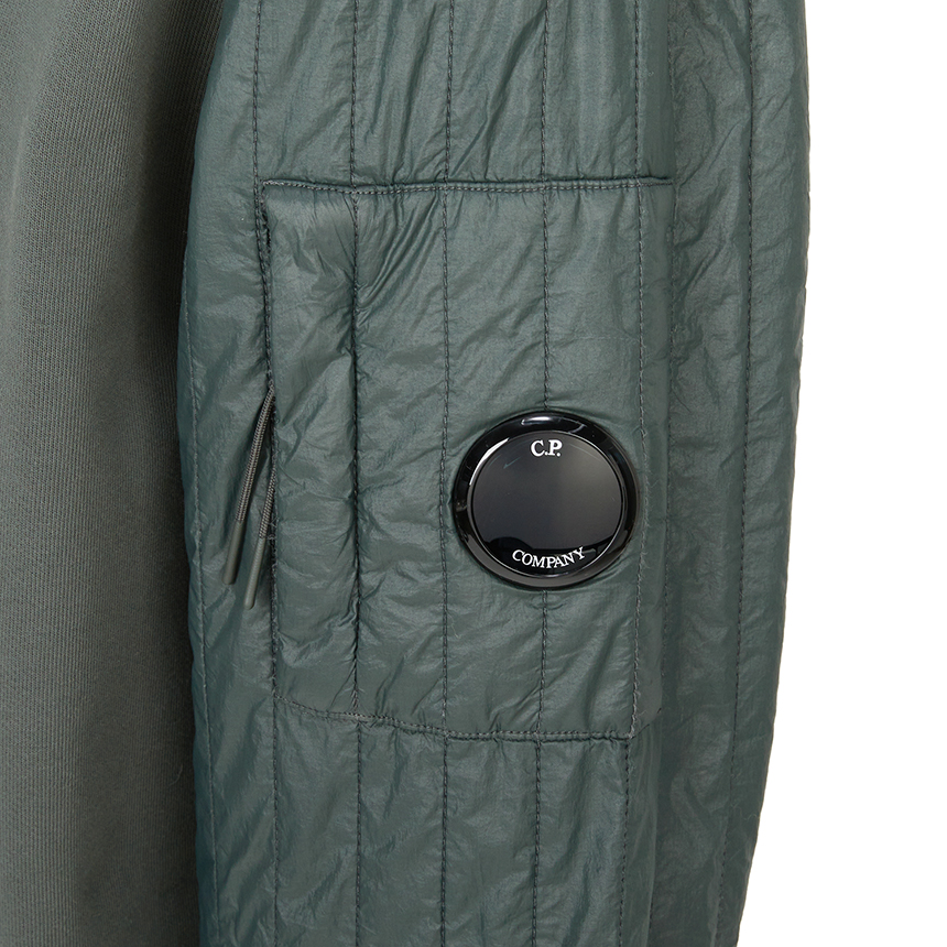 씨피컴퍼니(CP COMPANY) 남성 반집업 맨투맨 19CMSS052A 005835M 978
