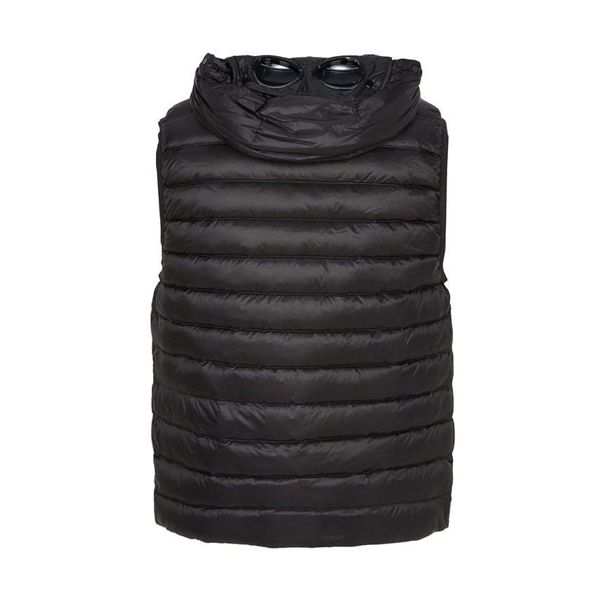 씨피컴퍼니(CP COMPANY) 남성 패딩 조끼 19CMVE032A 110416A 999