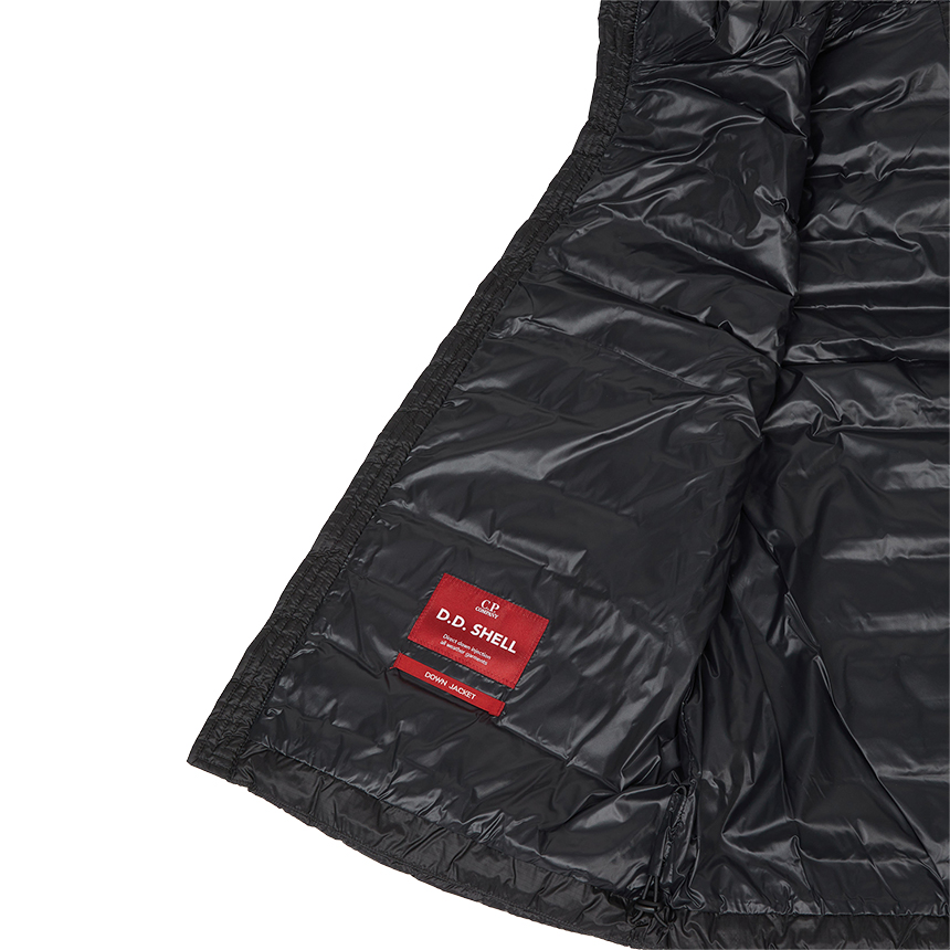씨피컴퍼니(CP COMPANY) 남성 패딩 조끼 19CMVE032A 110416A 999