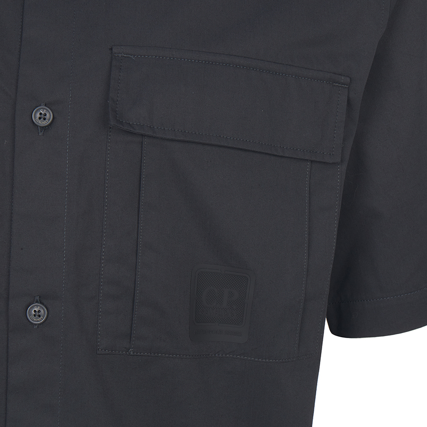 씨피컴퍼니(CP COMPANY) 남성 반팔 셔츠 20CLSH023A 006472A 999