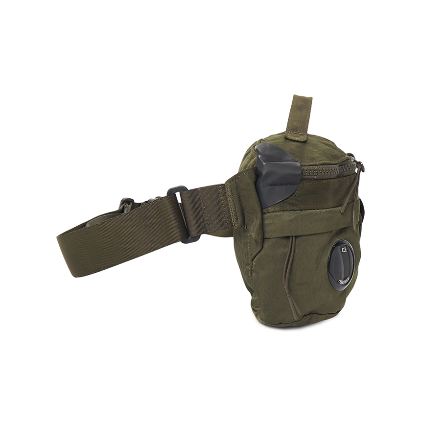 씨피컴퍼니(CP COMPANY) 남성 크로스백 20CMAC043A 005269G 683