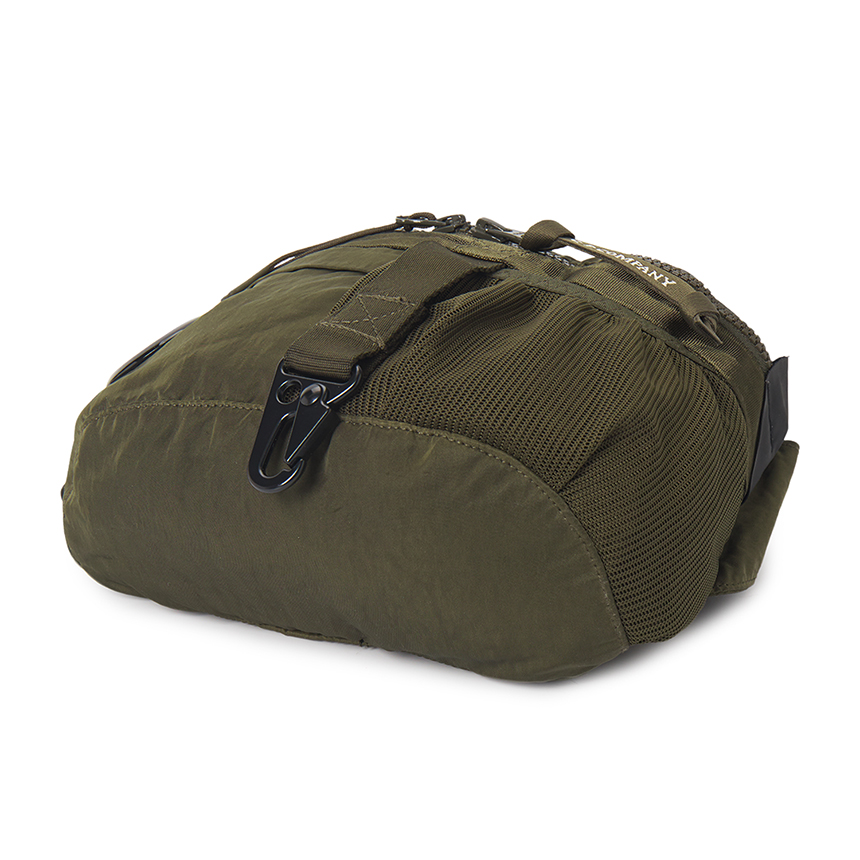 씨피컴퍼니(CP COMPANY) 남성 크로스백 20CMAC043A 005269G 683