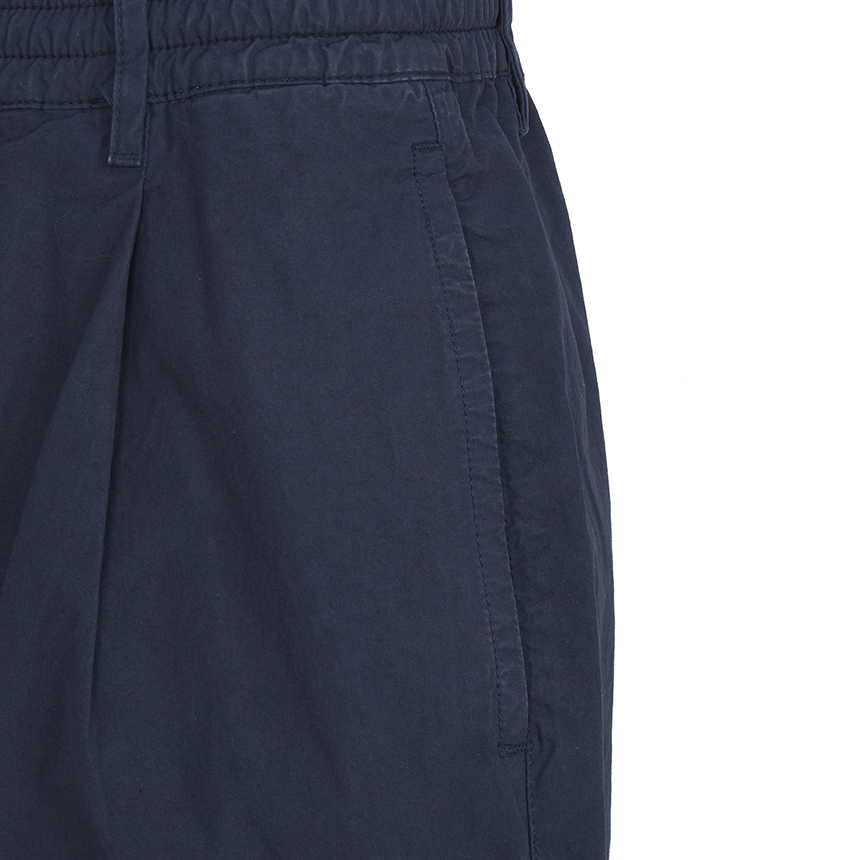 씨피컴퍼니(CP COMPANY) 남성 카고 반바지 20CMBE127A 110325G 889