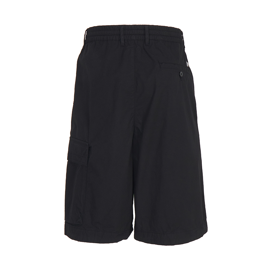 씨피컴퍼니(CP COMPANY) 남성 카고 반바지 20CMBE127A 110325G 999