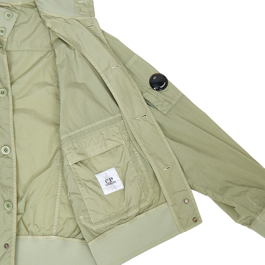 씨피컴퍼니(CP COMPANY) 남성 봄버 자켓 20CMOW003A 005904G 610
