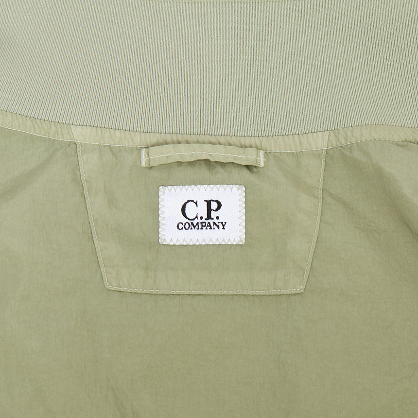 씨피컴퍼니(CP COMPANY) 남성 봄버 자켓 20CMOW003A 005904G 610
