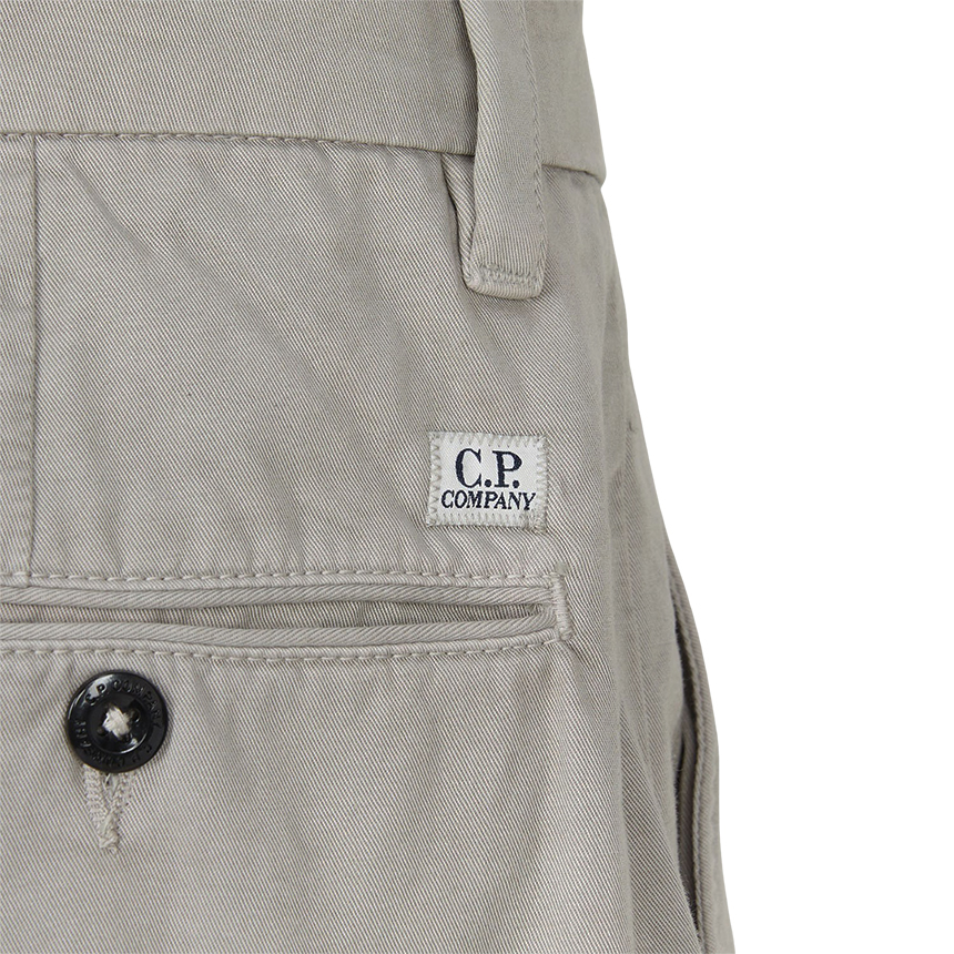 씨피컴퍼니(CP COMPANY) 남성 카고 바지 20CMPA185A 110458G 904