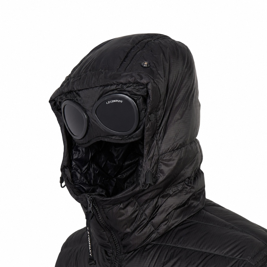 씨피컴퍼니(CP COMPANY) 남성 패딩 점퍼 21CMOW126A 110416A 999