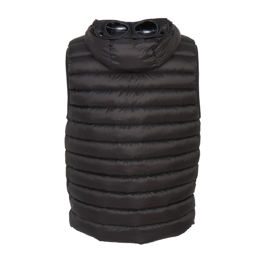 씨피컴퍼니(CP COMPANY) 남성 패딩 조끼 21CMVE014A 110416A 999