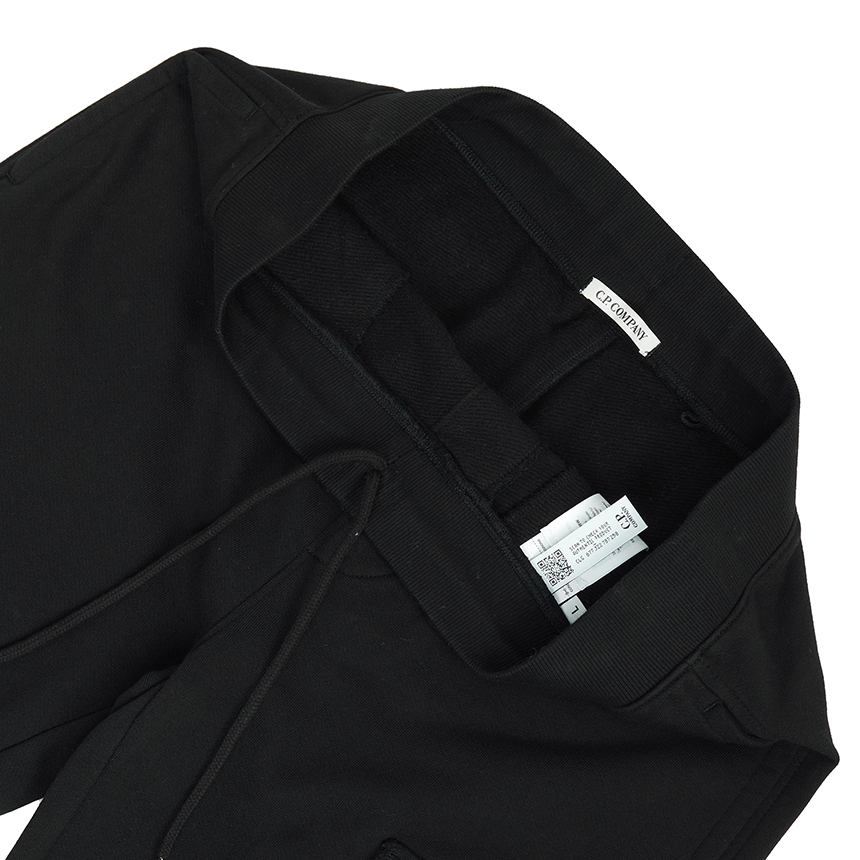 씨피컴퍼니(CP COMPANY) 남성 기모 스웻팬츠 RCCMSP717A 005086W 999