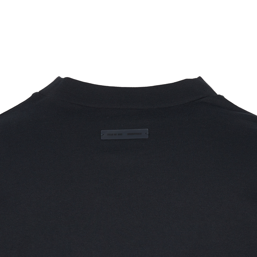 피어오브갓(FEAR OF GOD) 에센셜 남성 반팔티셔츠 125AS254171F VINTAGE BLACK