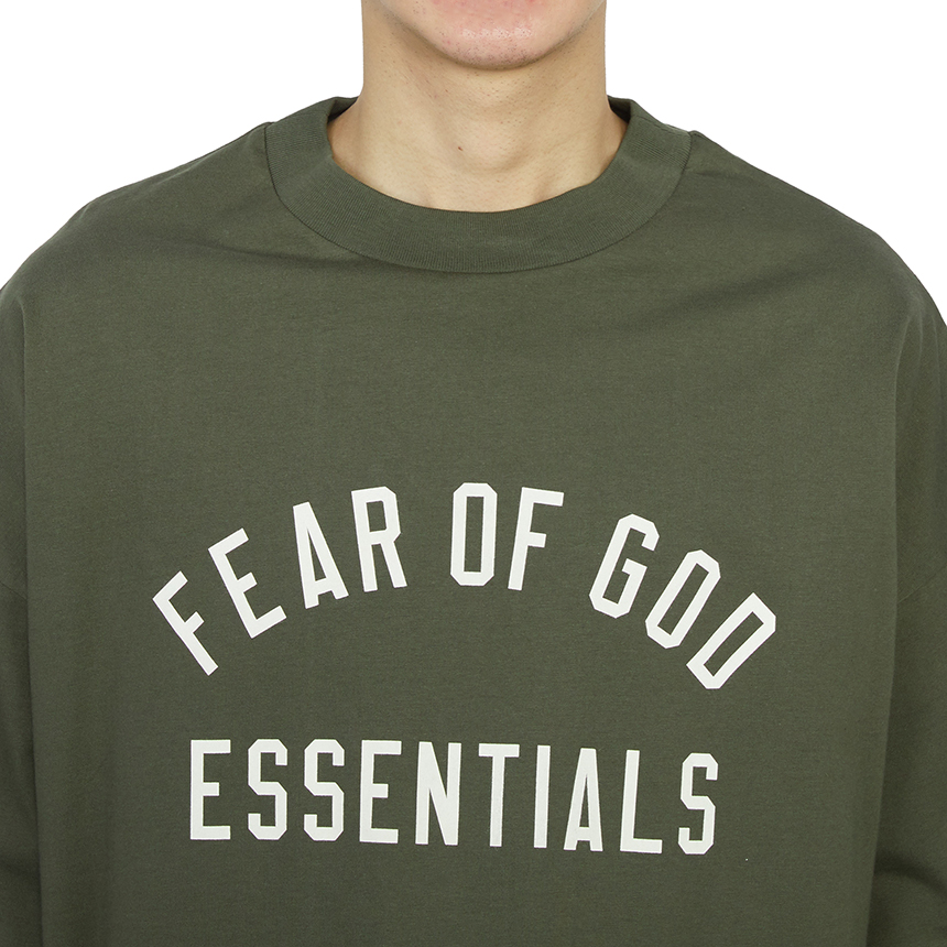 피어오브갓(FEAR OF GOD) 에센셜 반팔티셔츠 (남여공용) 125BT244195F MILITARY